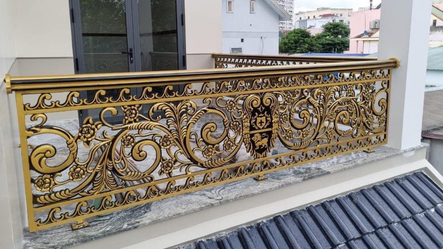 Mẫu lan can nhôm phù hợp cho sân thượng