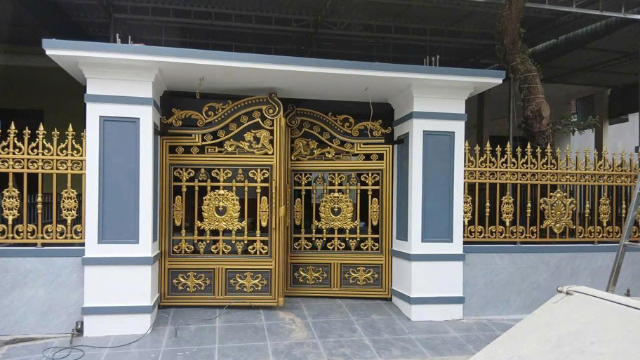 Cổng nhôm đúc chân không 2 cánh đẹp