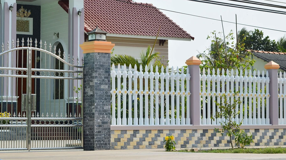 Hàng rào sắt đẹp đơn giản