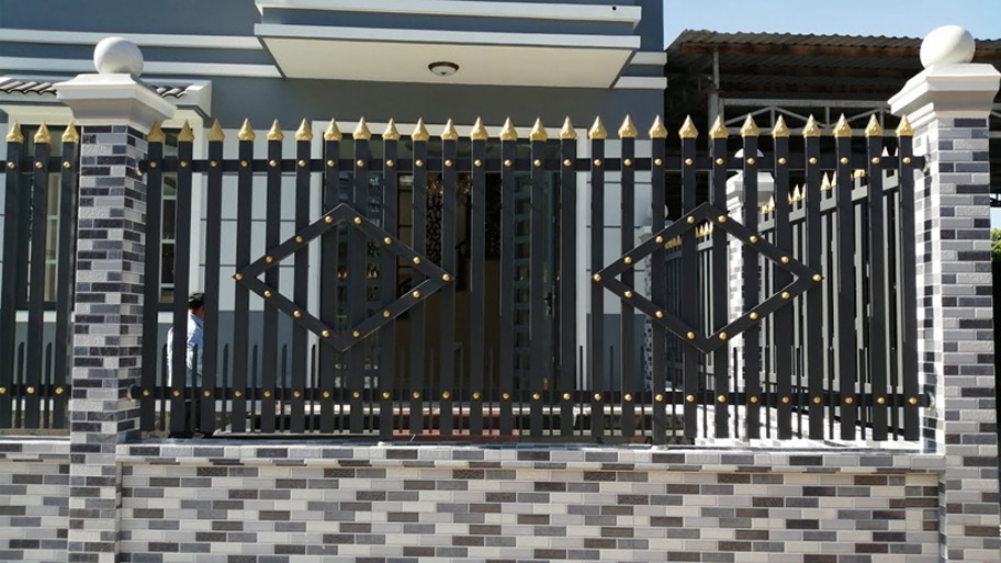 Hàng rào sắt hộp vuông